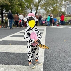 Cozy Cow Halloween costume one piece, fleece, size 2T-3T for toddler